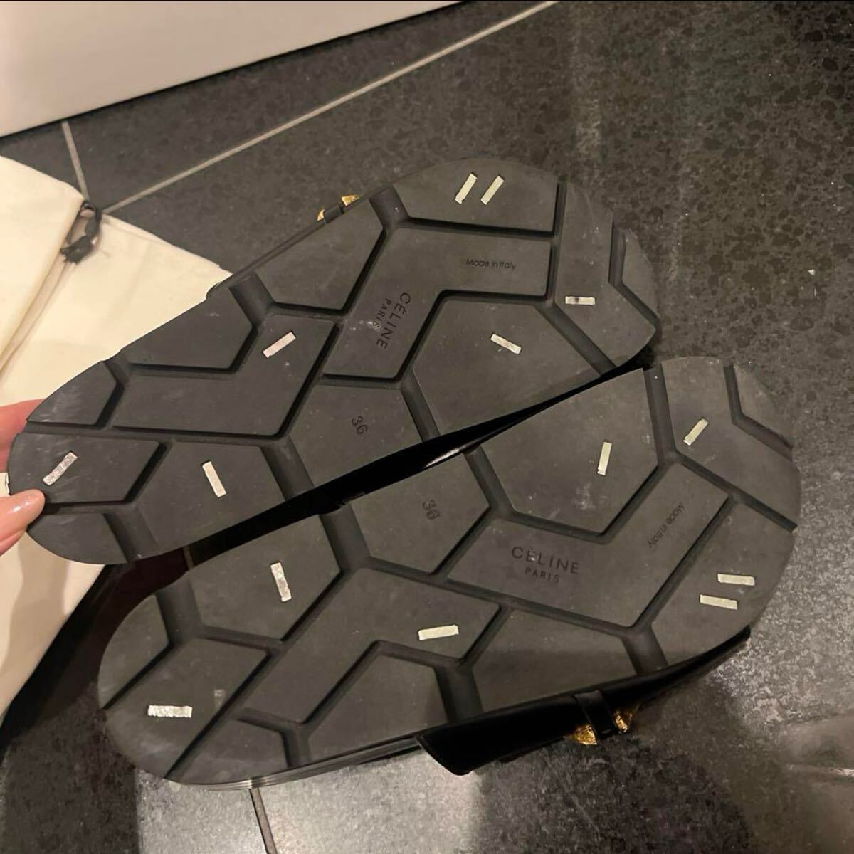 今週掲載終了 CELINE フィービー期 アルファベットサンダル 36 今週掲載終了 CELINE フィービー期 アルファベットサンダル 36