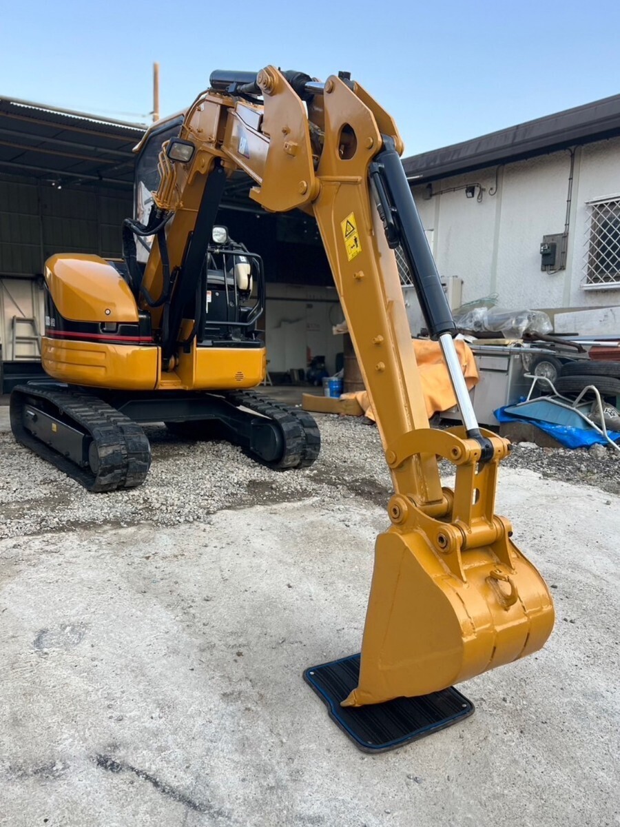 CATキャタピラー303CR-2☆ミニユンボ☆油圧ショベル☆3tクラス CATキャタピラー303CR-2☆ミニユンボ☆油圧ショベル☆3tクラス