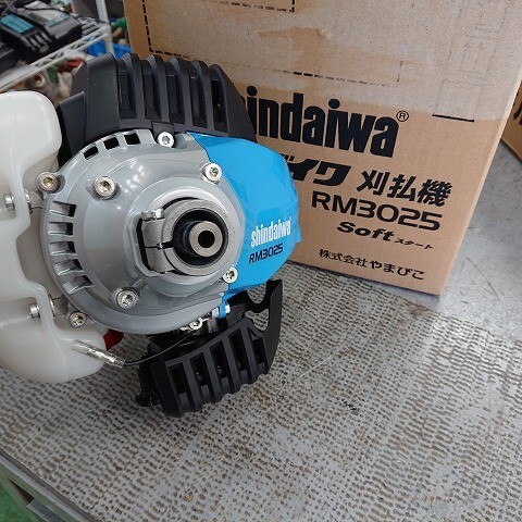 【和歌山市店頭引取限定】【未使用品】【未使用品】　SHINDAIWA　新ダイワ　RM3025　BM3025-PTD　　刈払機(jī)