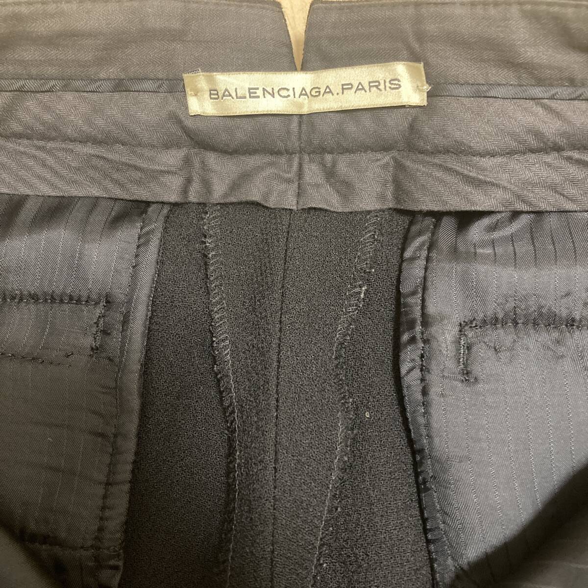 バレンシアガ ウールパンツ 国内未販売 セレクトショップ購入 バレンシアガ ウールパンツ 国内未販売 セレクトショップ購入