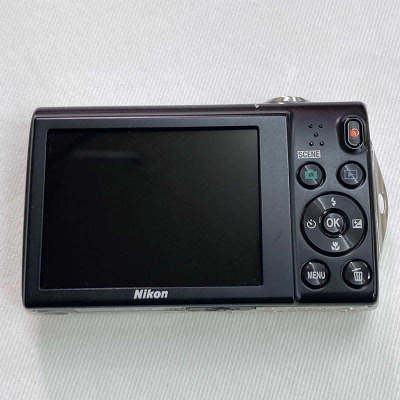 Nikon COOLPIX S5100 ウォームシルバー デジタルカメラ 美品 Nikon COOLPIX S5100 ウォームシルバー デジタルカメラ 美品