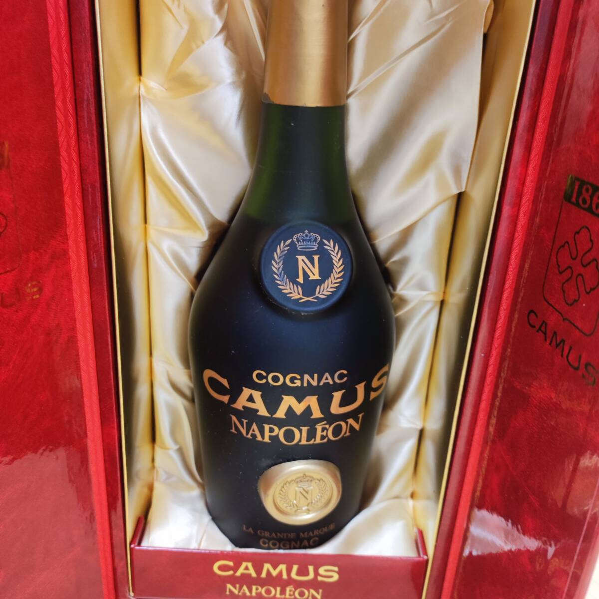2本セット☆CAMUS XO カミュ ロングネック 700ml / CAMUS 2本セット☆CAMUS XO カミュ ロングネック 700ml / CAMUS