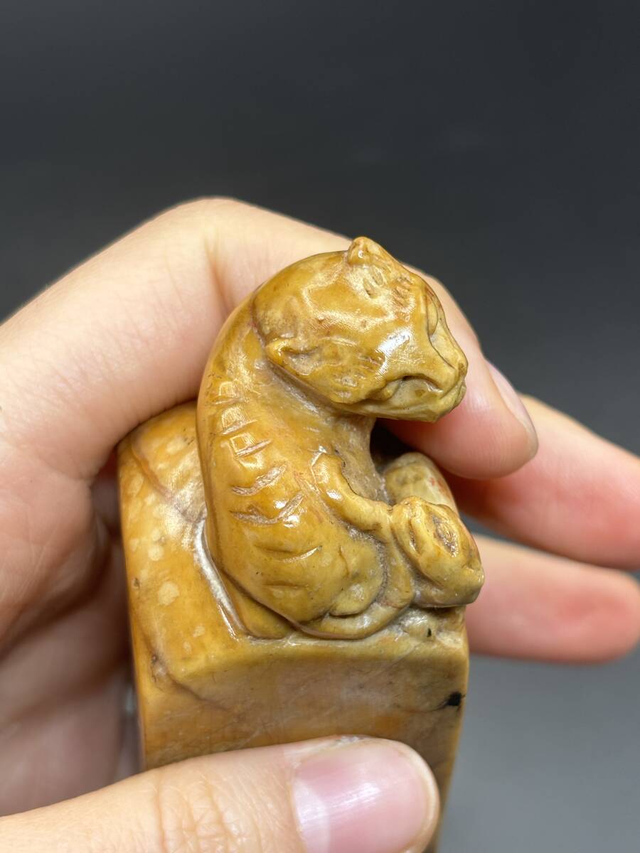 篆刻 鄧尓雅作 皇国武者 中国美術 書道 印鑑 古印材 印材 箱なし 篆刻 鄧尓雅作 皇国武者 中国美術 書道 印鑑 古印材 印材 箱なし