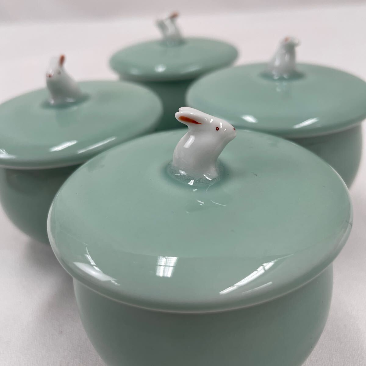深川製磁】 百年庵 笹青磁うさぎ急須茶器揃 茶器セット 蓋付き 深川製磁】 百年庵 笹青磁うさぎ急須茶器揃 茶器セット 蓋付き