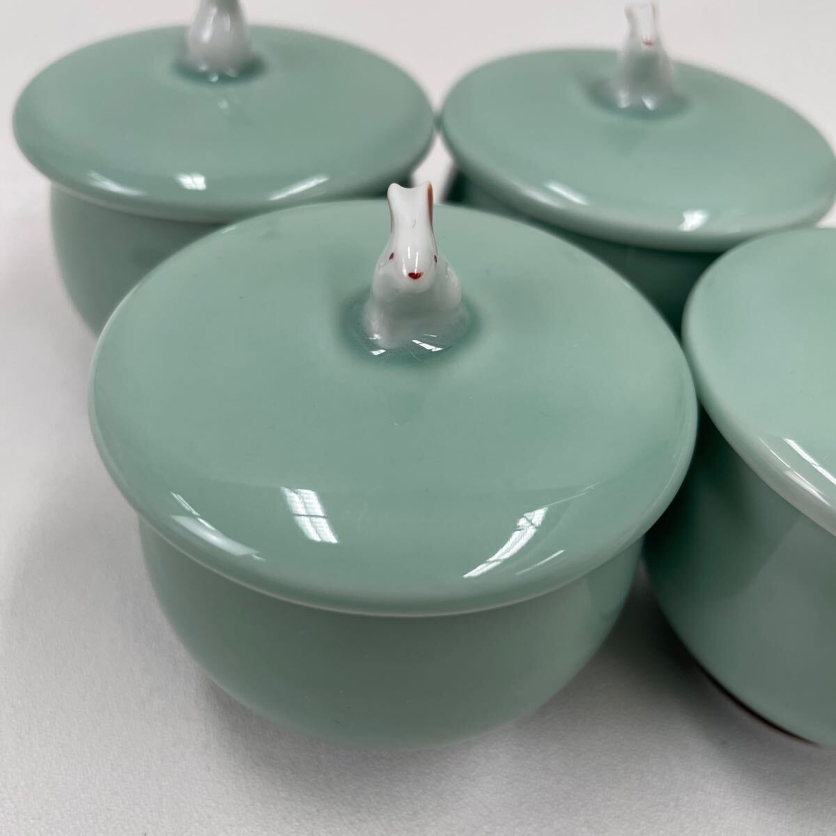 深川製磁】 百年庵 笹青磁うさぎ急須茶器揃 茶器セット 蓋付き 深川製磁】 百年庵 笹青磁うさぎ急須茶器揃 茶器セット 蓋付き