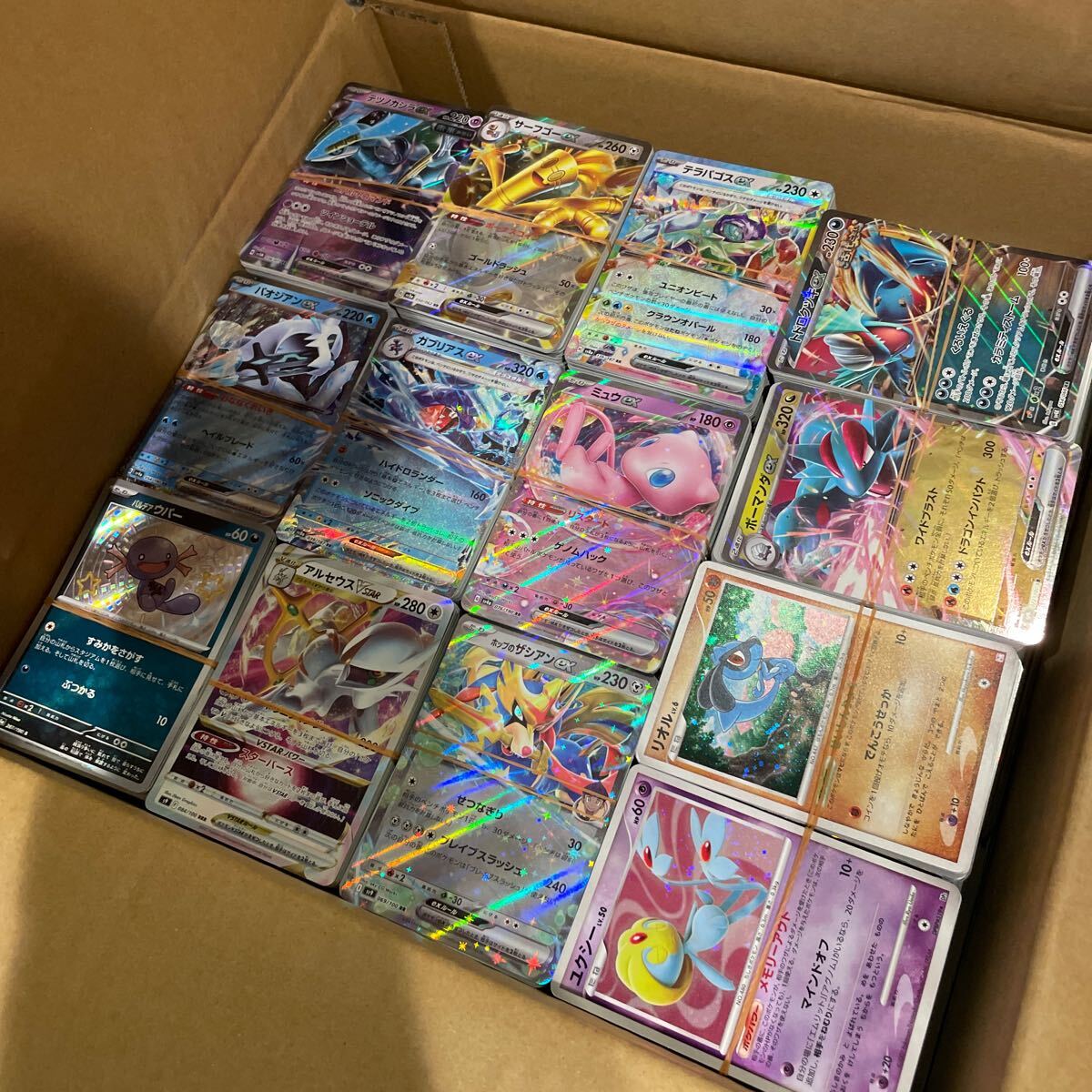 ポケモンカード大量まとめ売り約5500枚 レア キラ RRなど一部 ポケモンカード大量まとめ売り約5500枚 レア キラ RRなど一部
