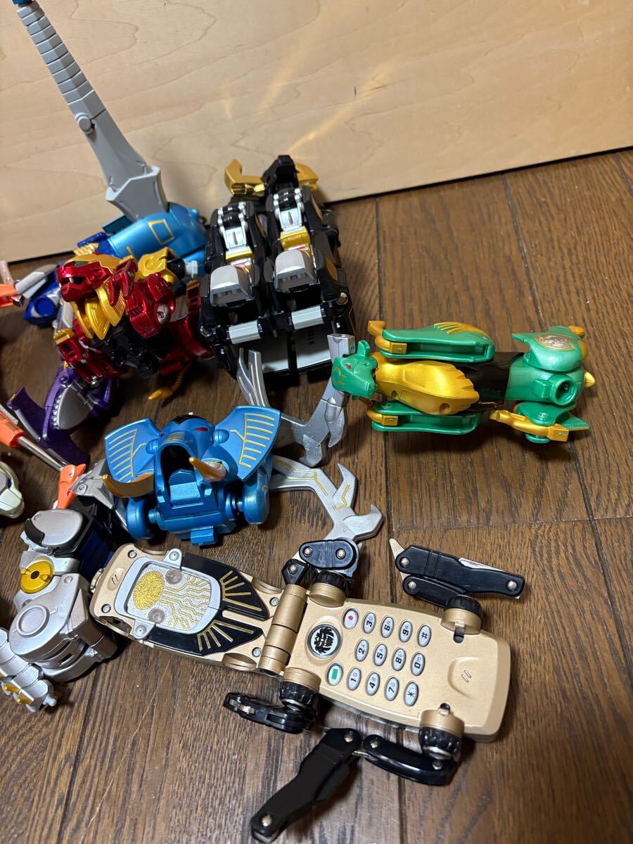 Yahoo!オークション - 戦隊モノ おもちゃ 中古 ジャンク 2000