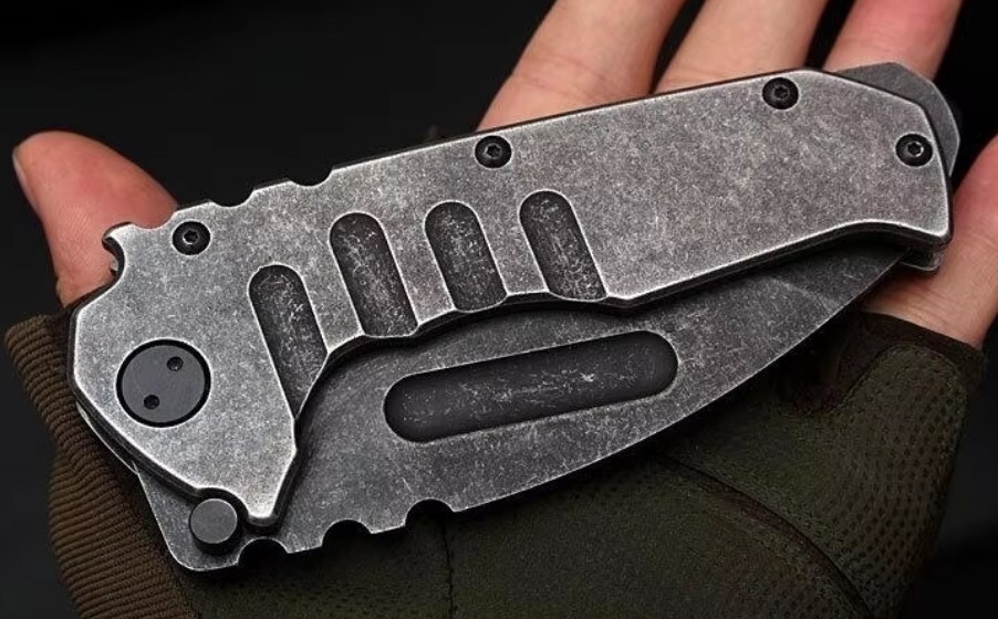 在庫処分特価！Medford Praetorian Style Tactical Tanto Folding Knife　メドフォードスタイル タクティカル フォールディングナイフ_画像4
