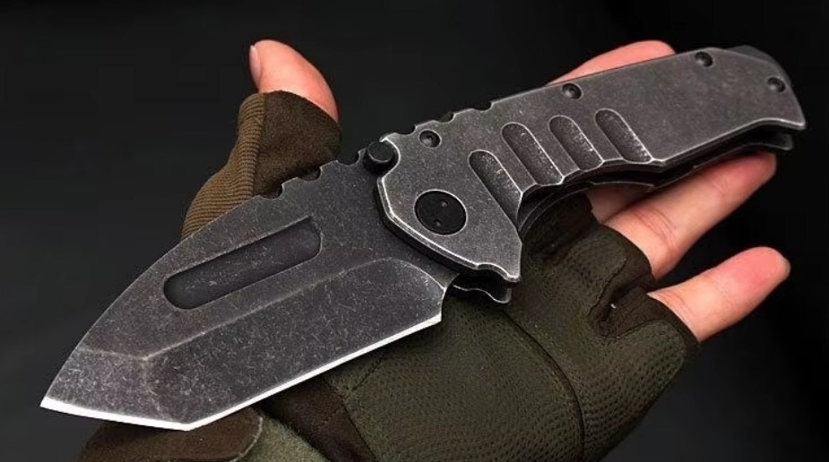 在庫処分特価！Medford Praetorian Style Tactical Tanto Folding Knife　メドフォードスタイル タクティカル フォールディングナイフ_画像5