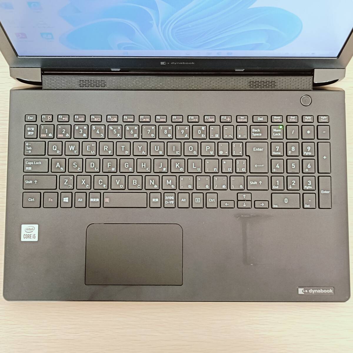美品 2021年製 第10世代 i5-10210U メモリ32GB 新品M.2 SSD1TB 美品 2021年製 第10世代 i5-10210U メモリ32GB 新品M.2 SSD1TB