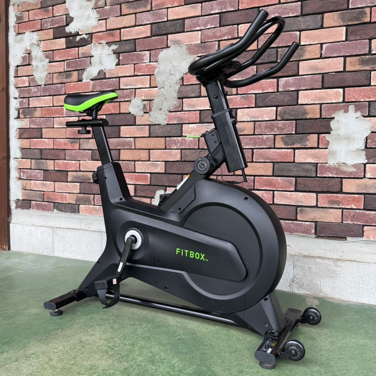 EDK39 フィットボックス FITBOX トレーニングバイク FBX-002B EDK39 フィットボックス FITBOX トレーニングバイク FBX-002B