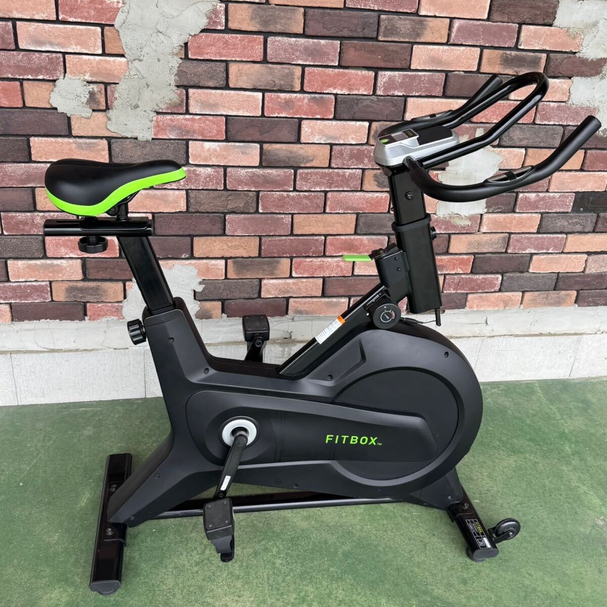 EDK39 フィットボックス FITBOX トレーニングバイク FBX-002B EDK39 フィットボックス FITBOX トレーニングバイク FBX-002B