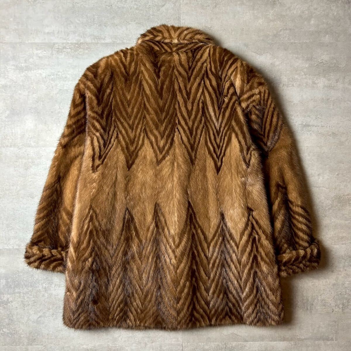 サガミンク SAGA MINK Y&Y COLLEZIONE ミンク ショートコート サガミンク SAGA MINK Y&Y COLLEZIONE ミンク ショートコート