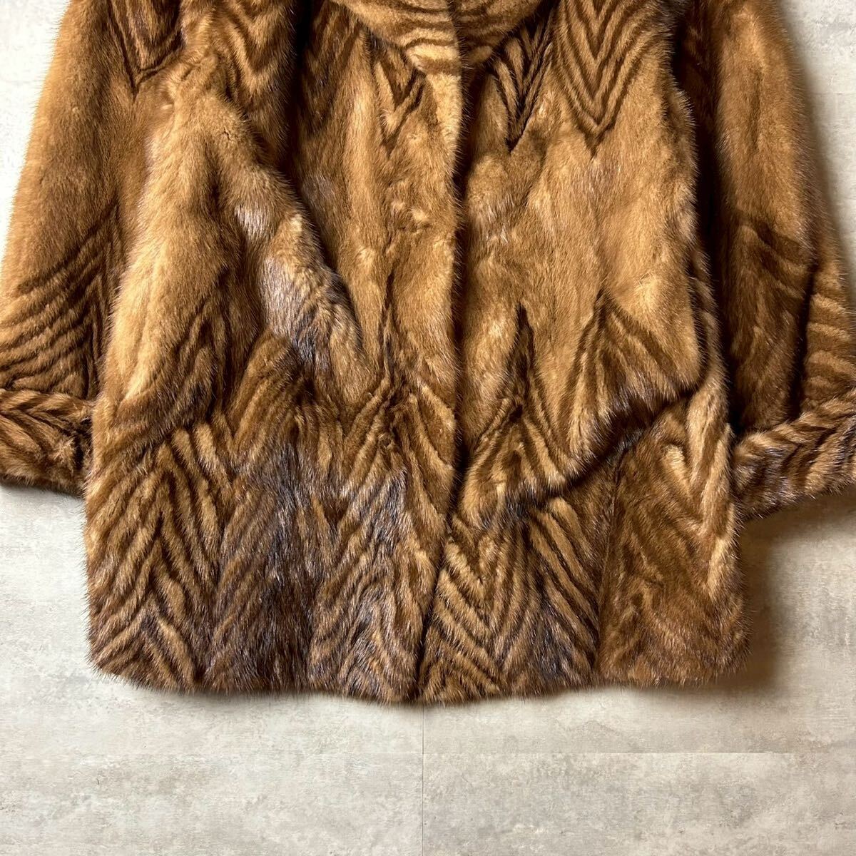 サガミンク SAGA MINK Y&Y COLLEZIONE ミンク ショートコート サガミンク SAGA MINK Y&Y COLLEZIONE ミンク ショートコート