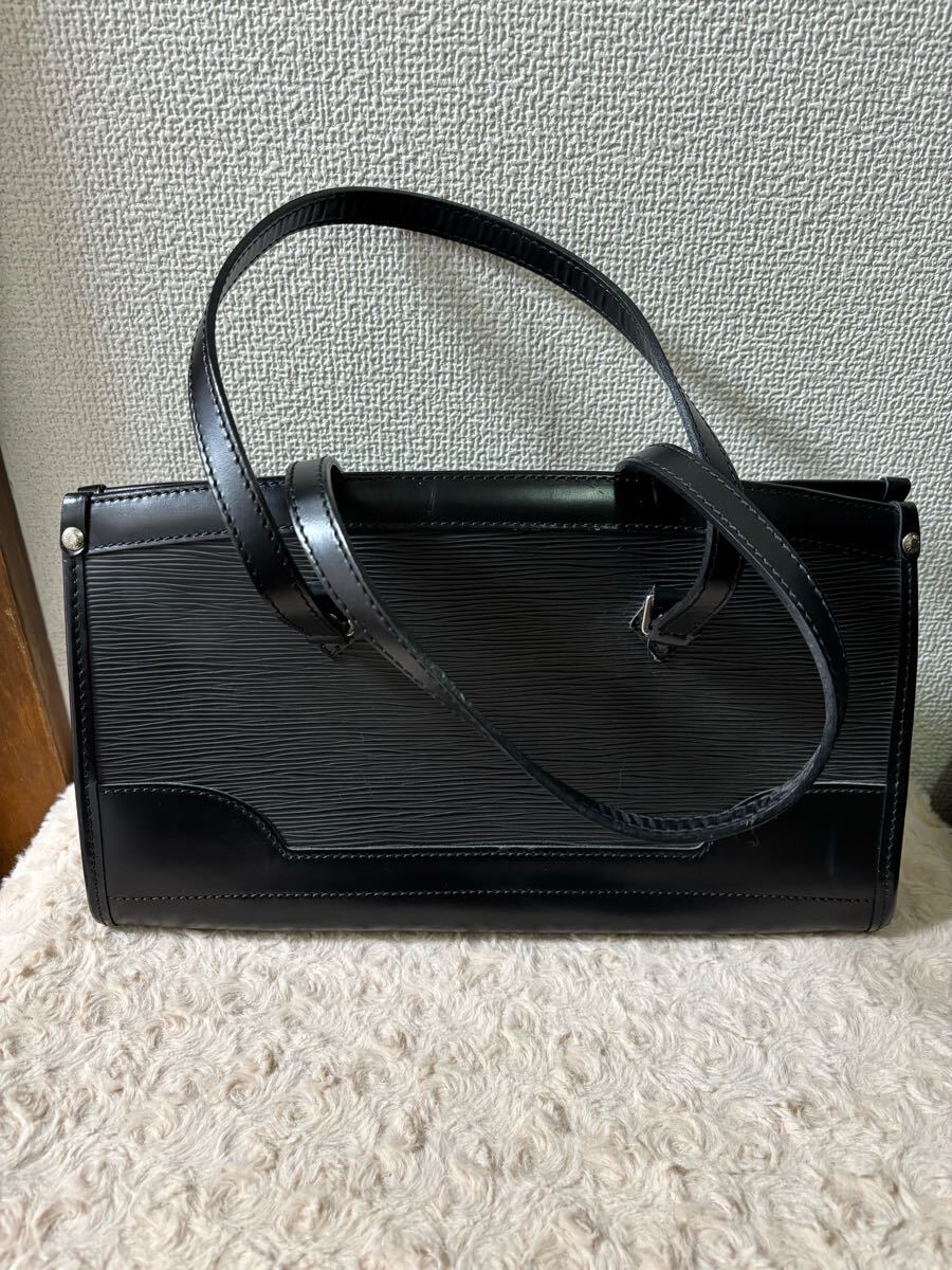 エピ マドレーヌ PM M59332 (ノワール)