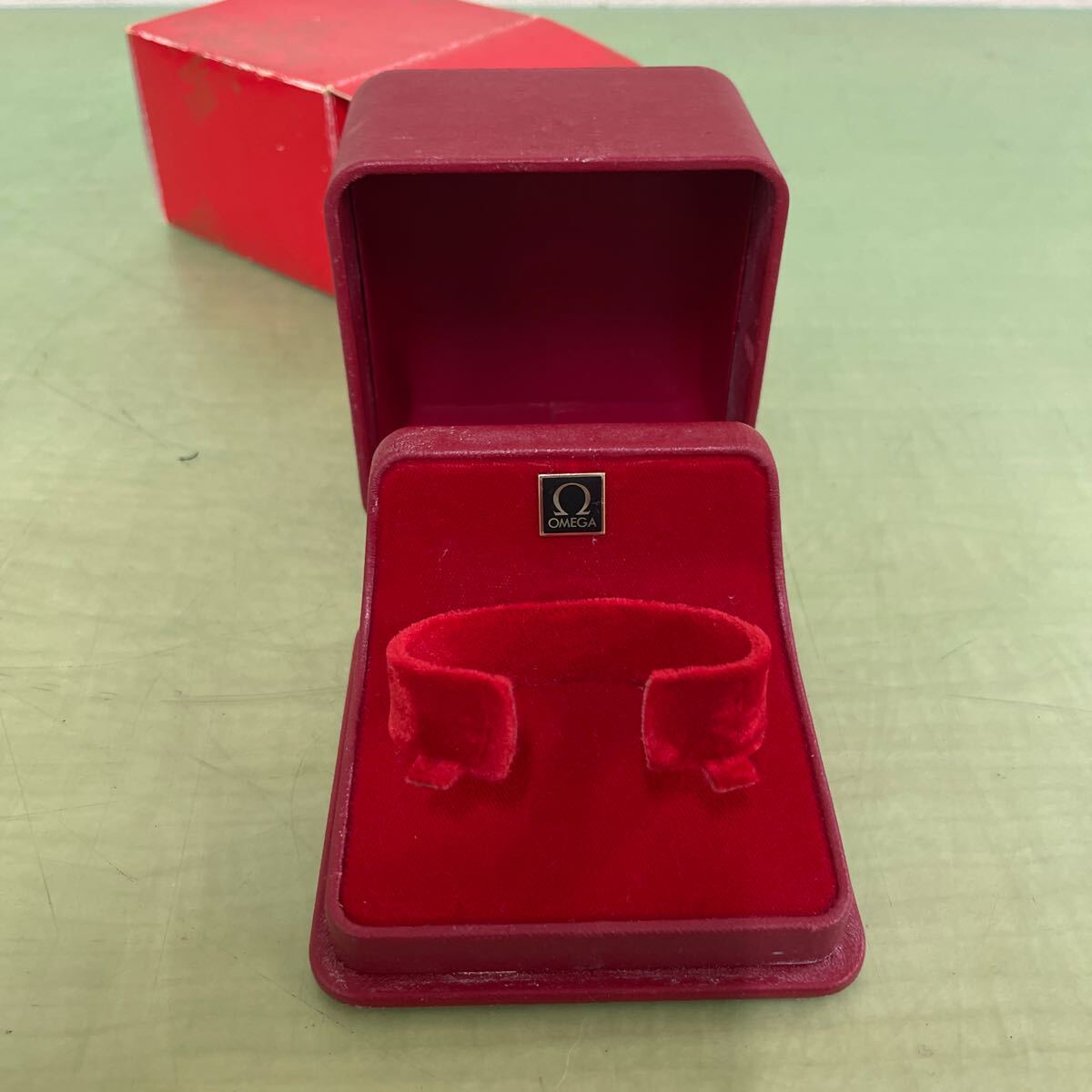 ♪OMEGA オメガ 時計ケース 空箱 化粧箱(箱、保証書、付属品