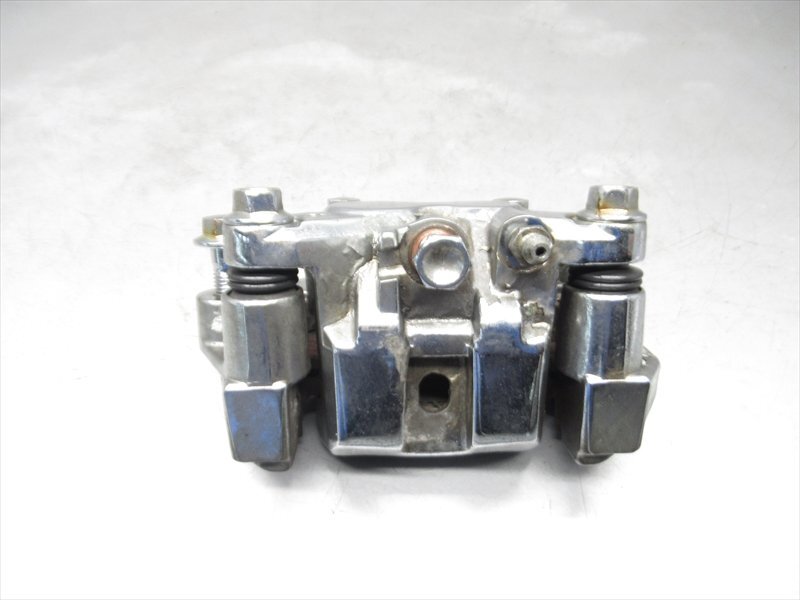 B1R7-0415 ヤマハ マジェスティ250C リア ブレーキ キャリパー 純正品 【SG03J-058*** 2003年式 動畫有】