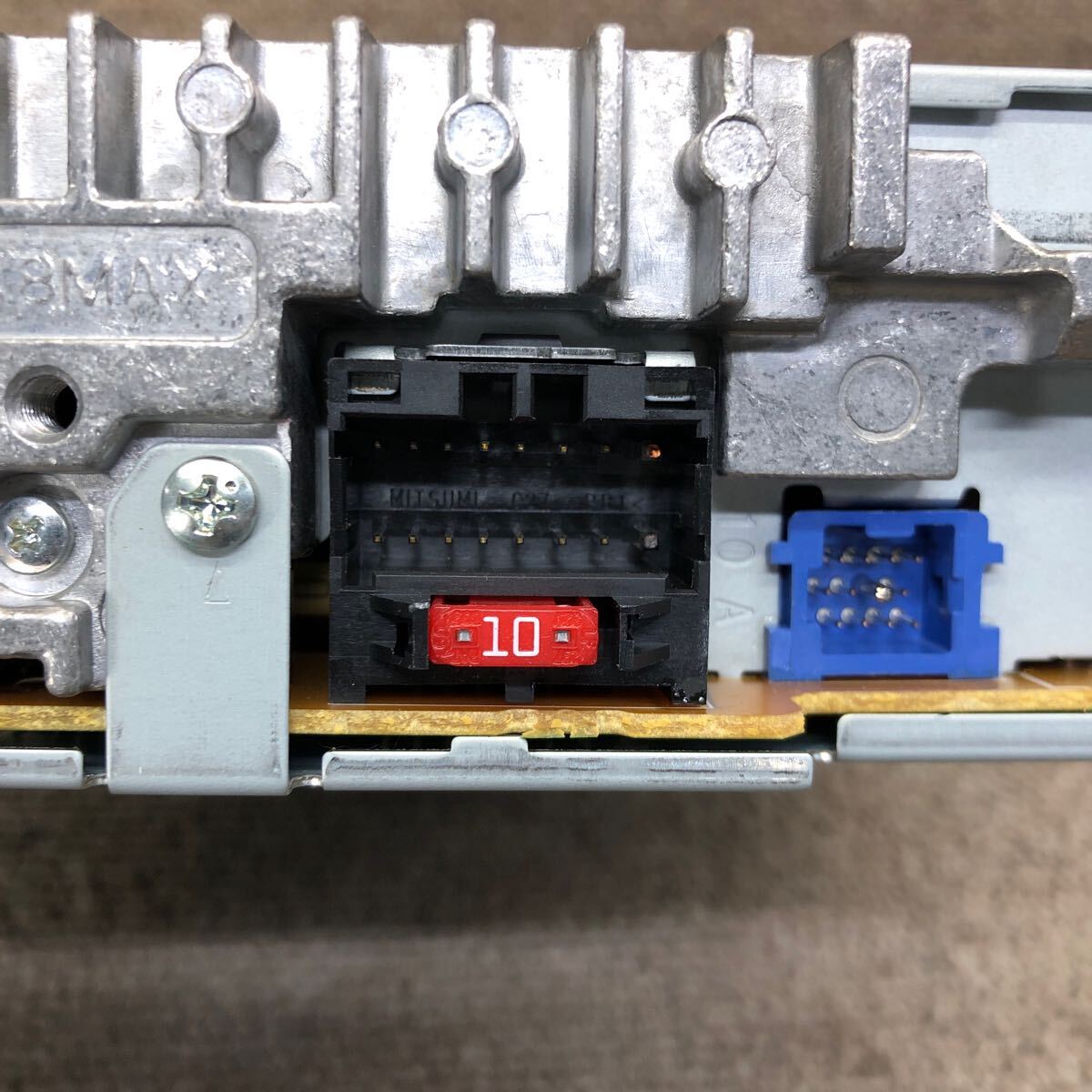 AV4-82 супер-скидка машина стерео PEUGEOT Peugeot PIONEER HP2207 DEH-2207ZC CD плеер FM/AM USB AUX корпус только простой подтверждение рабочего состояния OK б/у текущее состояние товар 