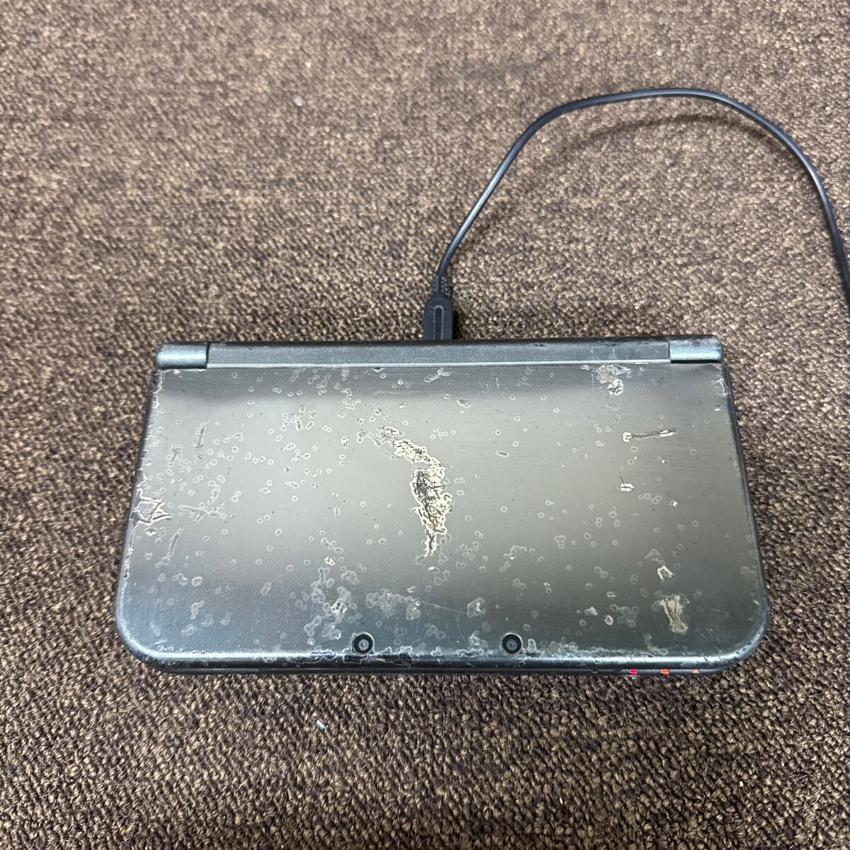 MYG-4972 激安 ゲー厶機 本体 New Nintendo 3DS LL 通電、電源OK