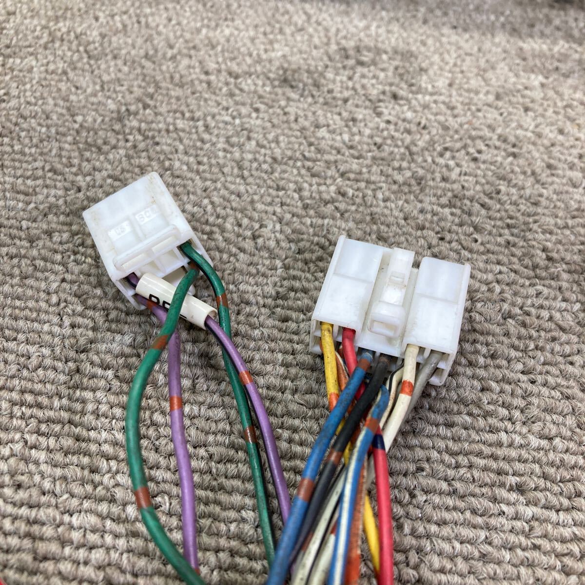 電源ハーネスは付屬しません