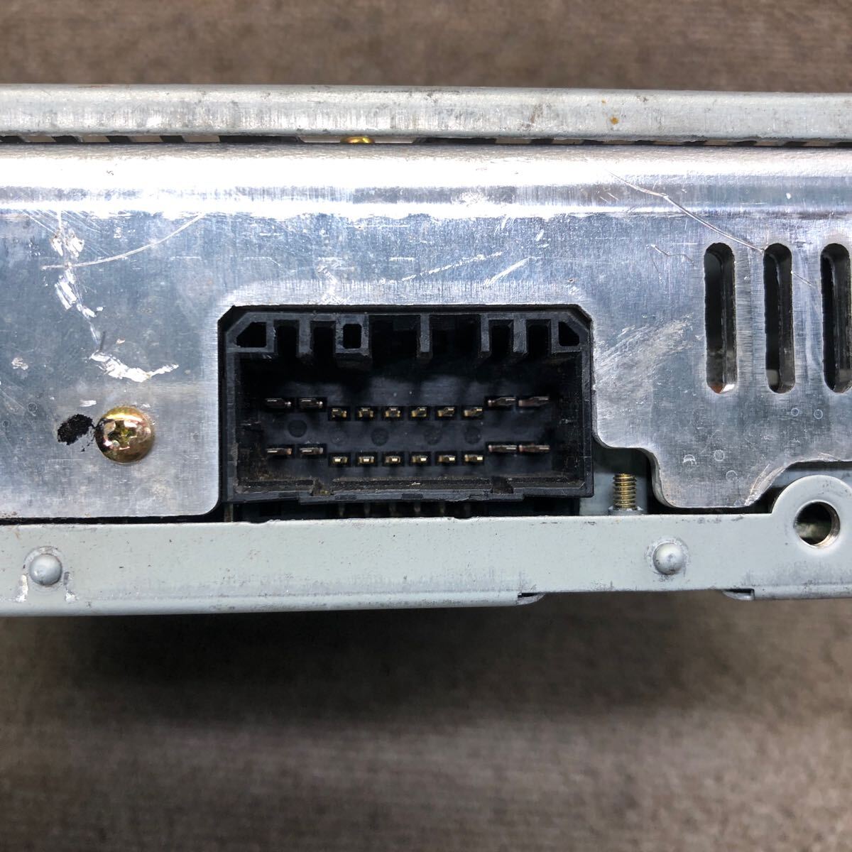 AV4-789 激安 カーステレオ HONDA clarion 39100-S2K-9011-M1 PH-1616G-B カセットデッキ FM/AM 本體のみ 簡易動(dòng)作確認(rèn)済み 中古現(xiàn)狀品
