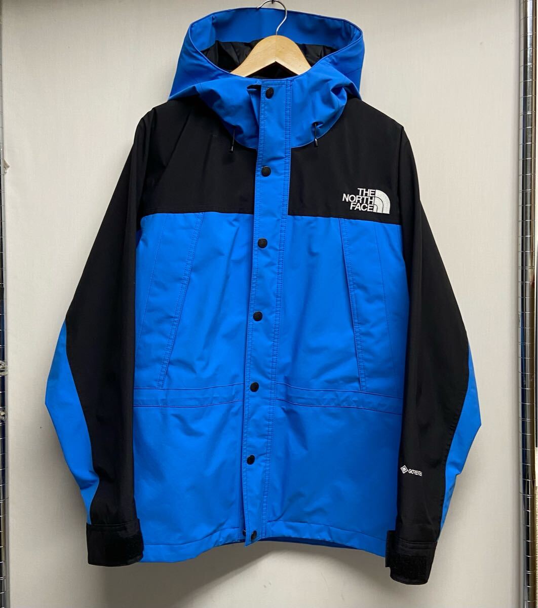 【THE NORTH FACE ザノースフェイス】NP62236 Mountain Light Jacket マウンテンライトジャケット M ライトブルー ゴアテックス 2504oki M_画像1