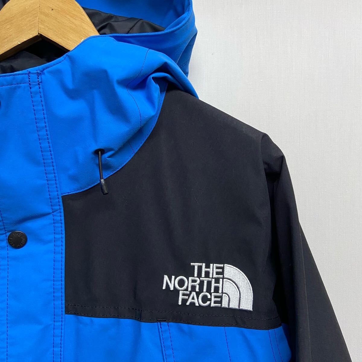【THE NORTH FACE ザノースフェイス】NP62236 Mountain Light Jacket マウンテンライトジャケット M ライトブルー ゴアテックス 2504oki M_画像3