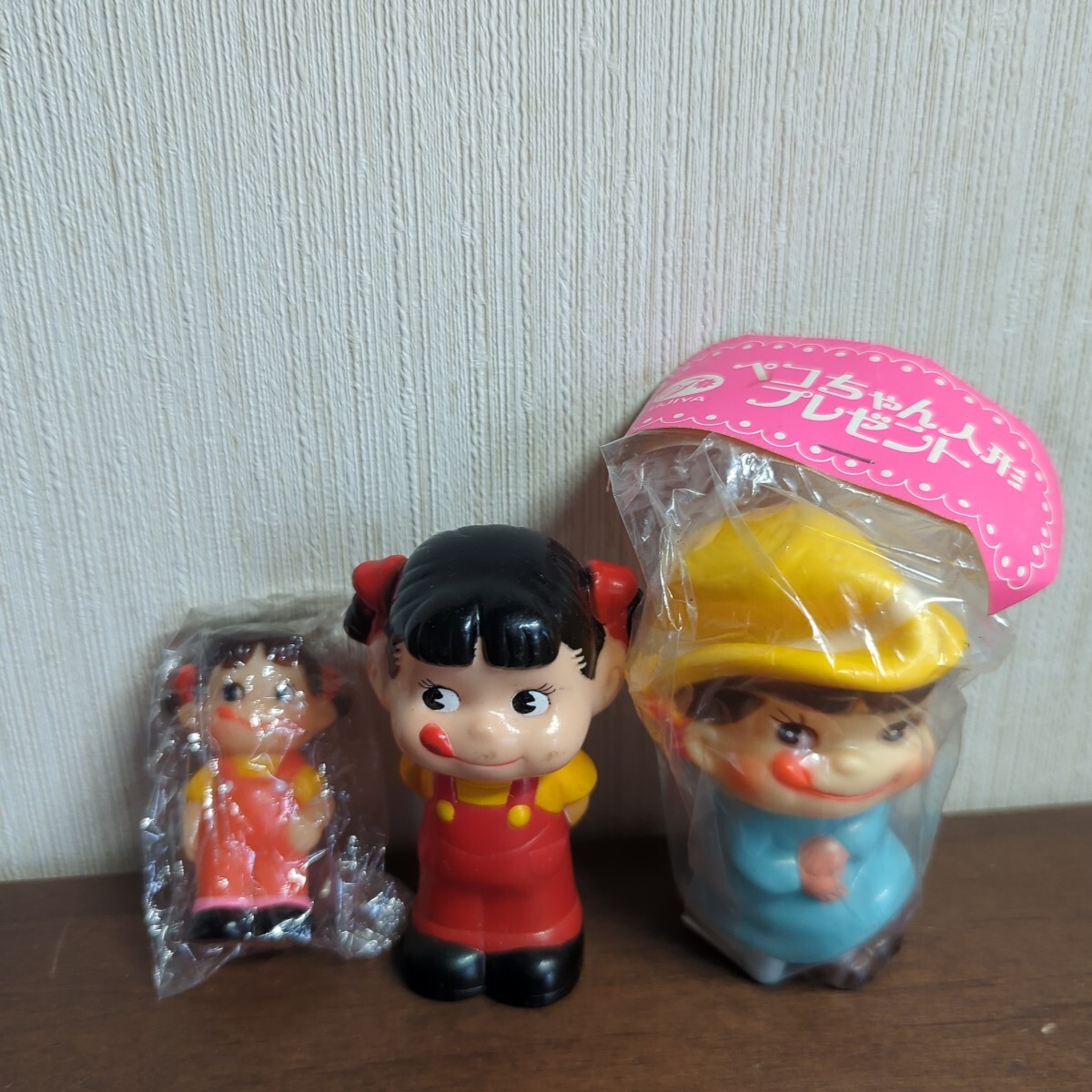 不二家 ペコちゃん ソフビ 人形3体セット 企業物 昭和レトロ 不二家 ペコちゃん ソフビ 人形3体セット 企業物 昭和レトロ