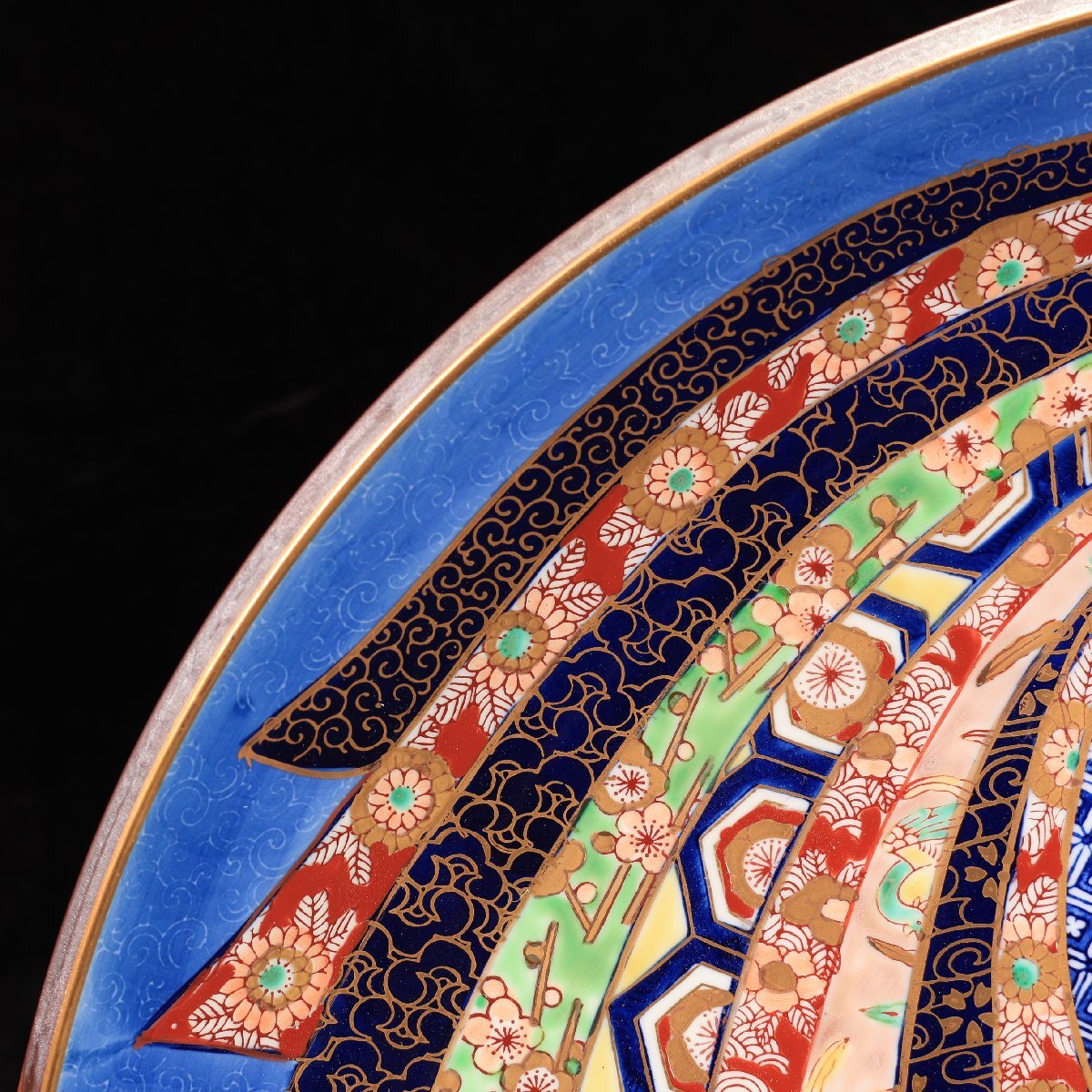 珍品堂】1円から D032 有田焼 哲山作 のし絵 皿 大皿 飾皿 和 珍品堂】1円から D032 有田焼 哲山作 のし絵 皿 大皿 飾皿 和
