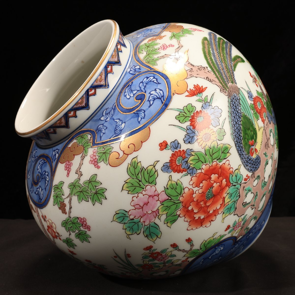 珍品堂】1円から E026 有田焼 弥右衛門 花鳥絵花瓶 壺 2個 珍品堂】1円から E026 有田焼 弥右衛門 花鳥絵花瓶 壺 2個
