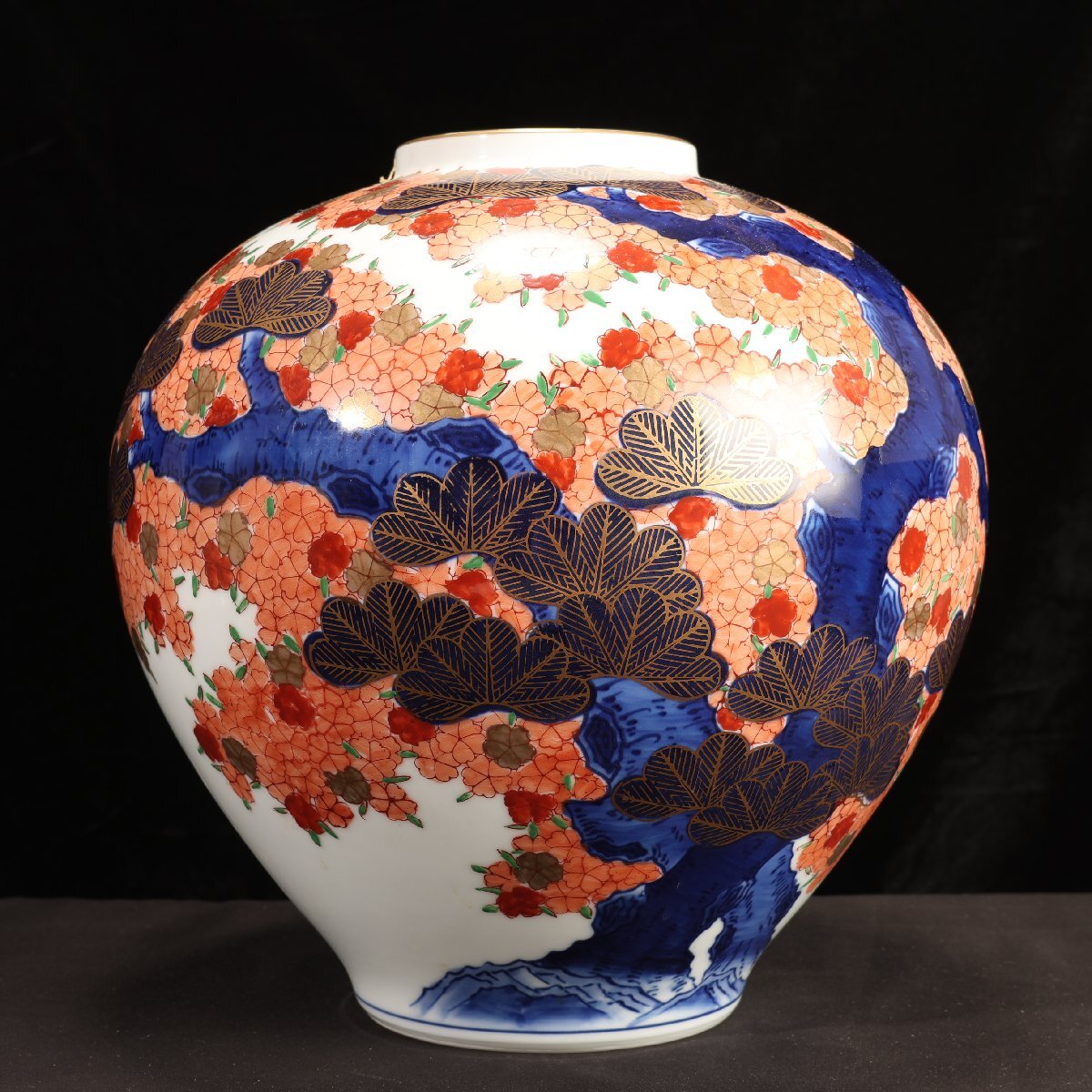 珍品堂】1円から E055 有田焼 染錦梅花絵 古伊万里風 花瓶 壺 珍品堂】1円から E055 有田焼 染錦梅花絵 古伊万里風 花瓶 壺