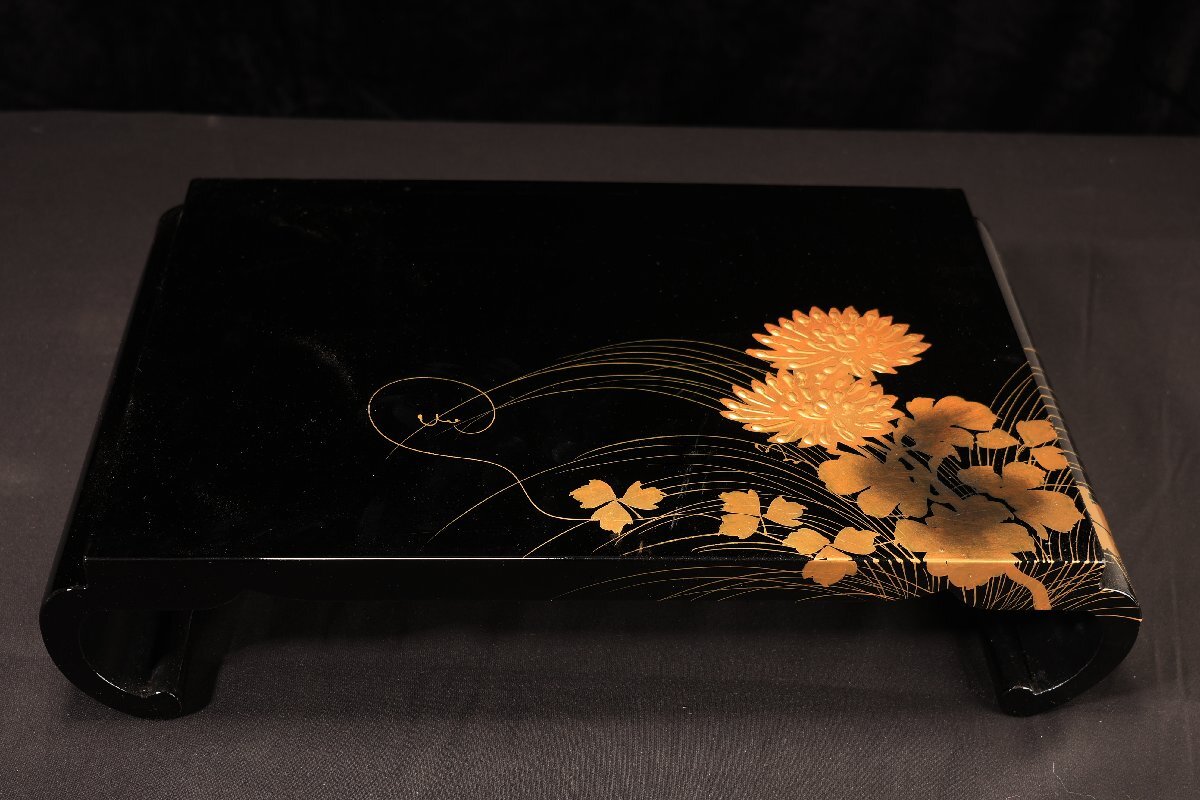 珍品堂】1円から 金彩テーブル 川連漆器 花台 菊時絵 秋田名産