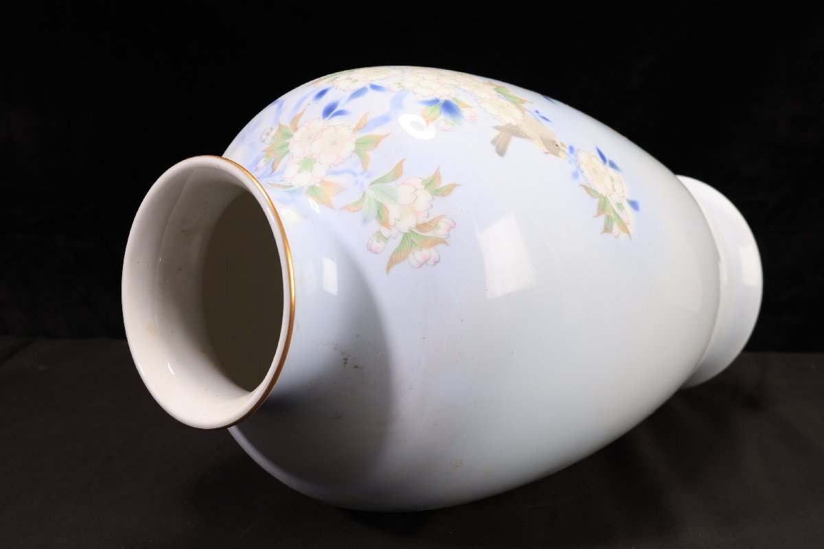 珍品堂】1円から B088 深川製磁 官窯染付花鳥絵 1点 共箱 花瓶 珍品堂】1円から B088 深川製磁 官窯染付花鳥絵 1点 共箱 花瓶