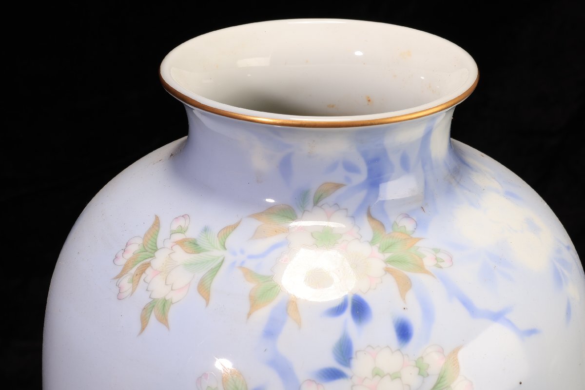 珍品堂】1円から B088 深川製磁 官窯染付花鳥絵 1点 共箱 花瓶 珍品堂】1円から B088 深川製磁 官窯染付花鳥絵 1点 共箱 花瓶