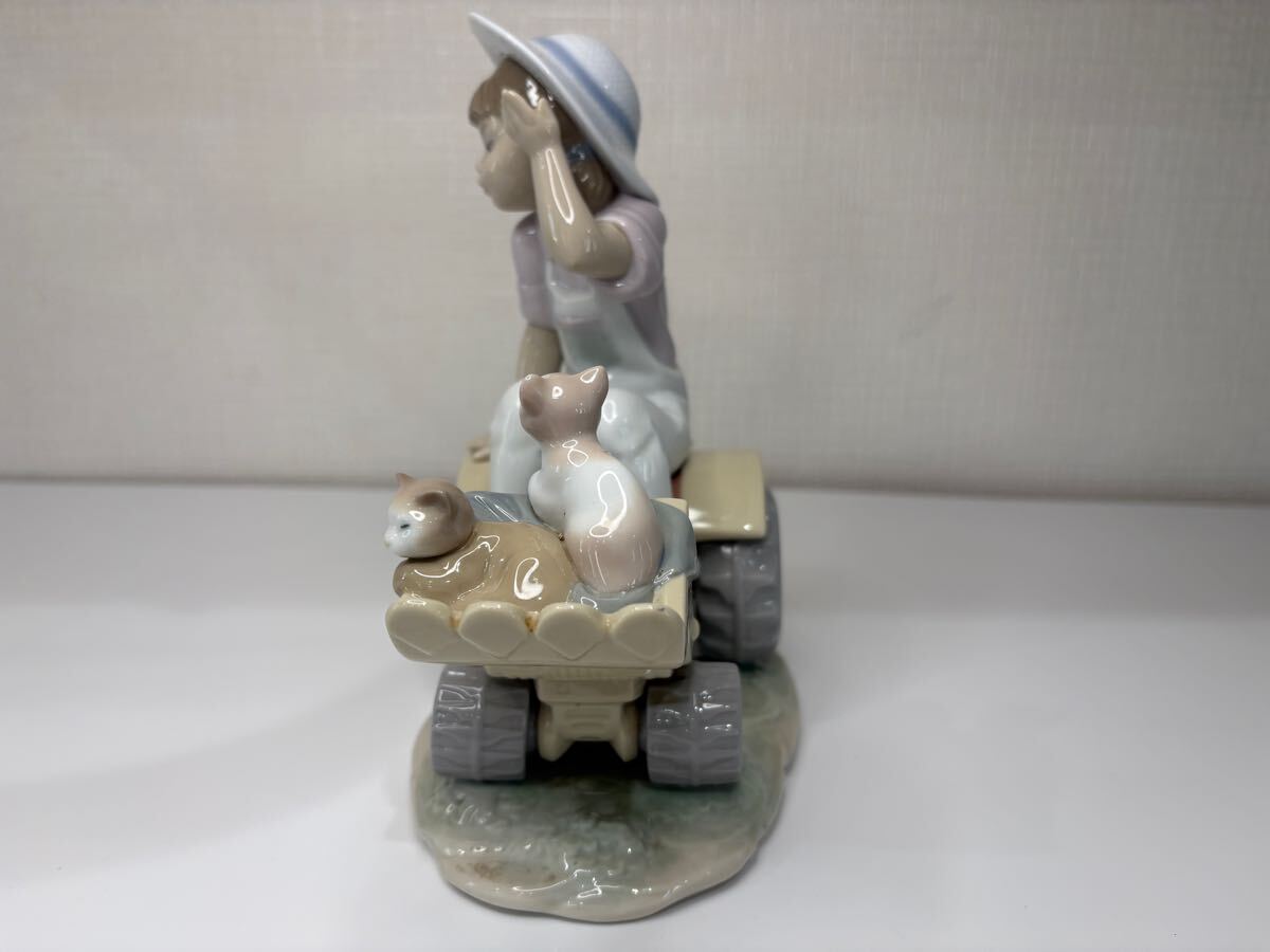 1円スタート 置物 LLADRO リヤドロ 陶器人形 少女 猫 トラクター 1円スタート 置物 LLADRO リヤドロ 陶器人形 少女 猫 トラクター