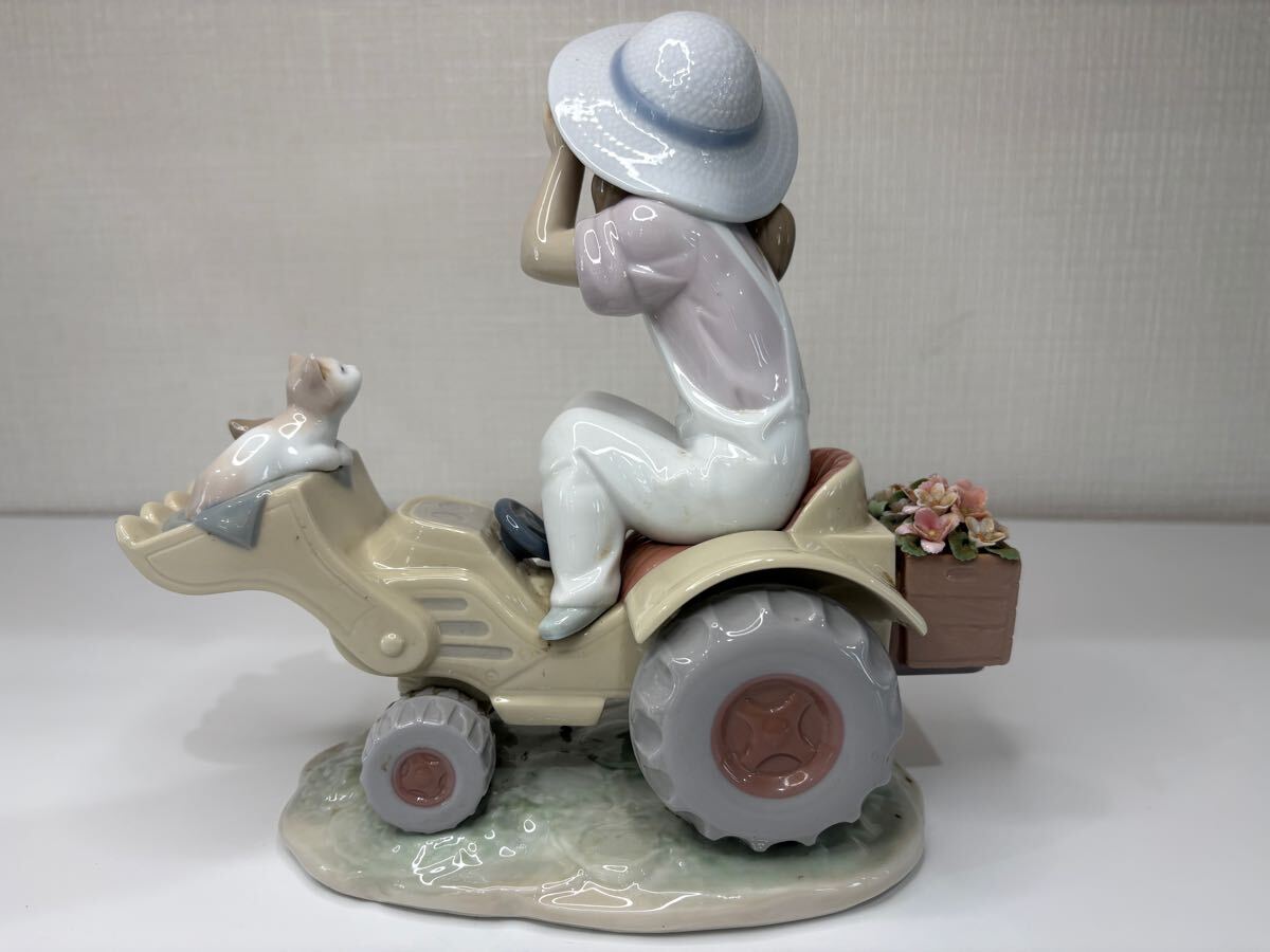 1円スタート 置物 LLADRO リヤドロ 陶器人形 少女 猫 トラクター 1円スタート 置物 LLADRO リヤドロ 陶器人形 少女 猫 トラクター