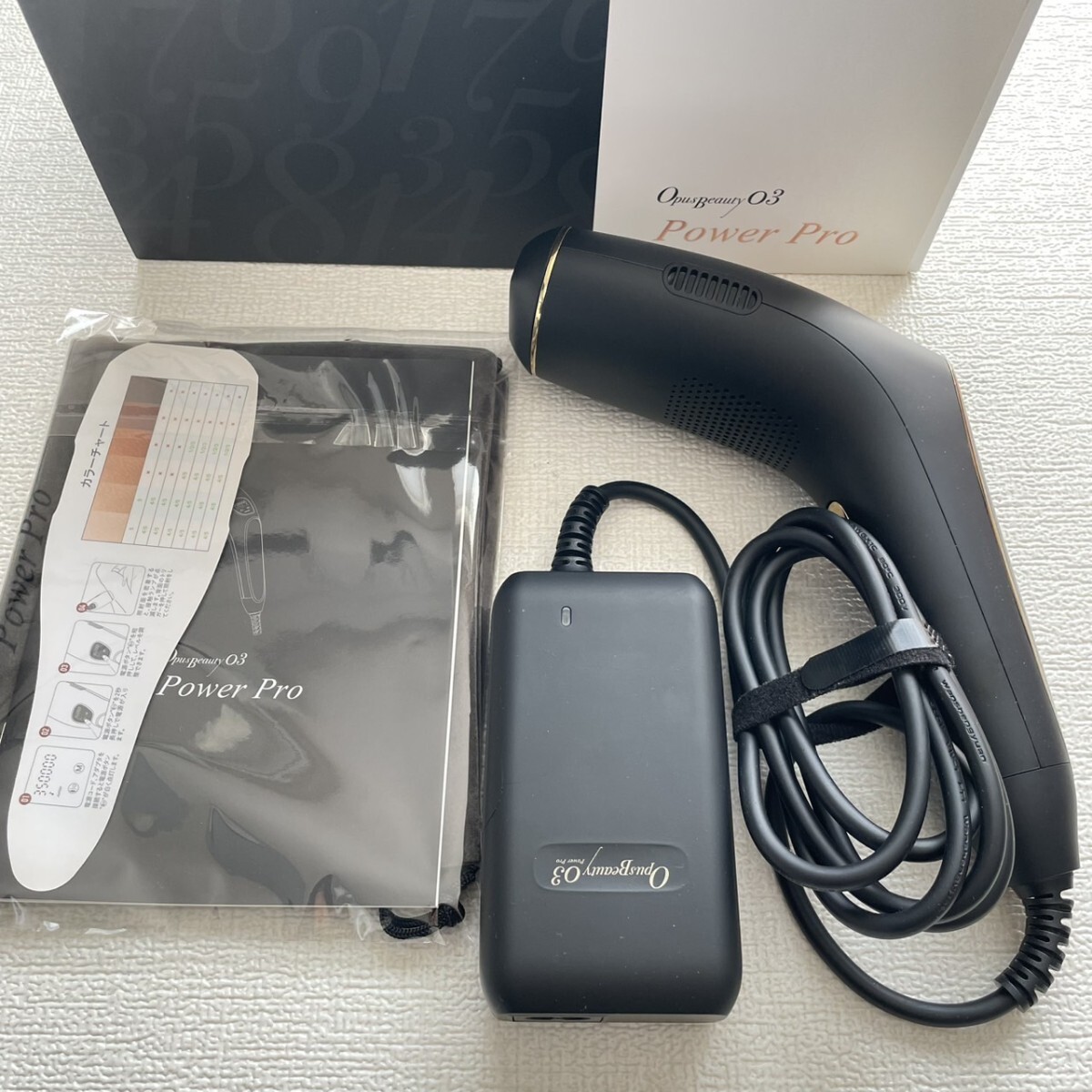 美品】アンドワン Opus Beauty 03 Power Pro 家庭用 脱毛器 光 美品】アンドワン Opus Beauty 03 Power Pro 家庭用 脱毛器 光