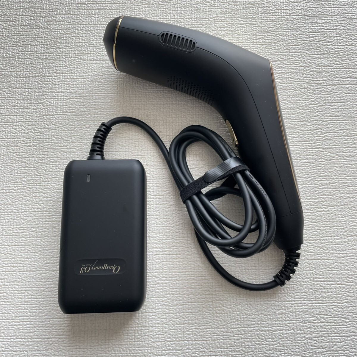 美品】アンドワン Opus Beauty 03 Power Pro 家庭用 脱毛器 光 美品】アンドワン Opus Beauty 03 Power Pro 家庭用 脱毛器 光