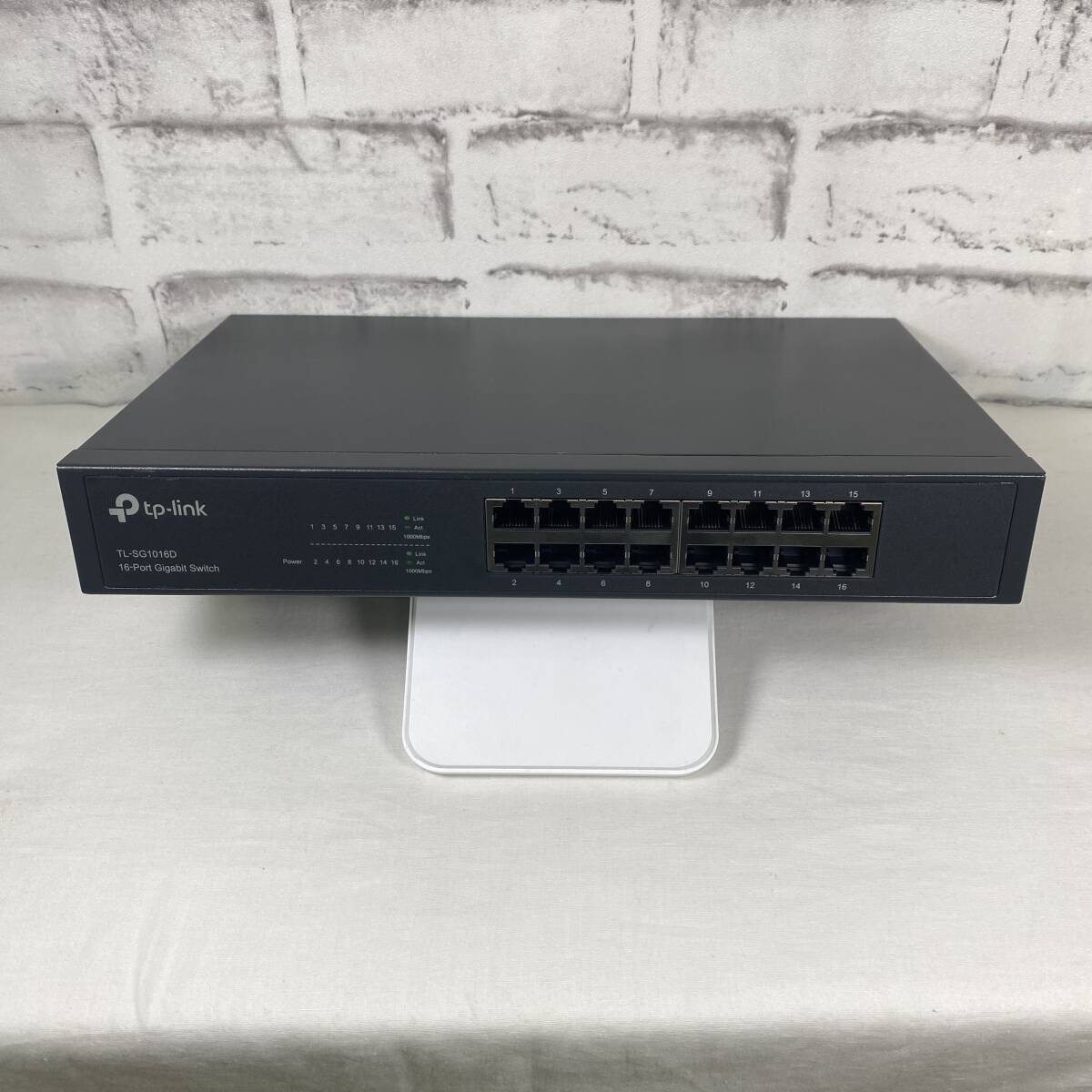 tp-link 16 порт Giga bit настольный / подставка крепление переключатель TL-SG1016D[T-248]
