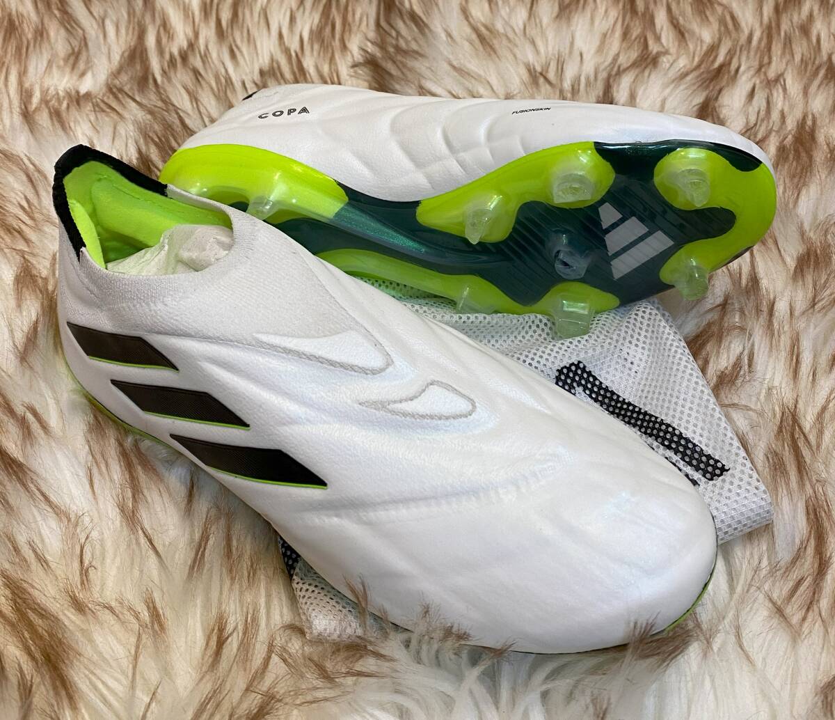激レア即決/紐なしプレミアムモデル/大人規格》adidas コパ 激レア即決/紐なしプレミアムモデル/大人規格》adidas コパ