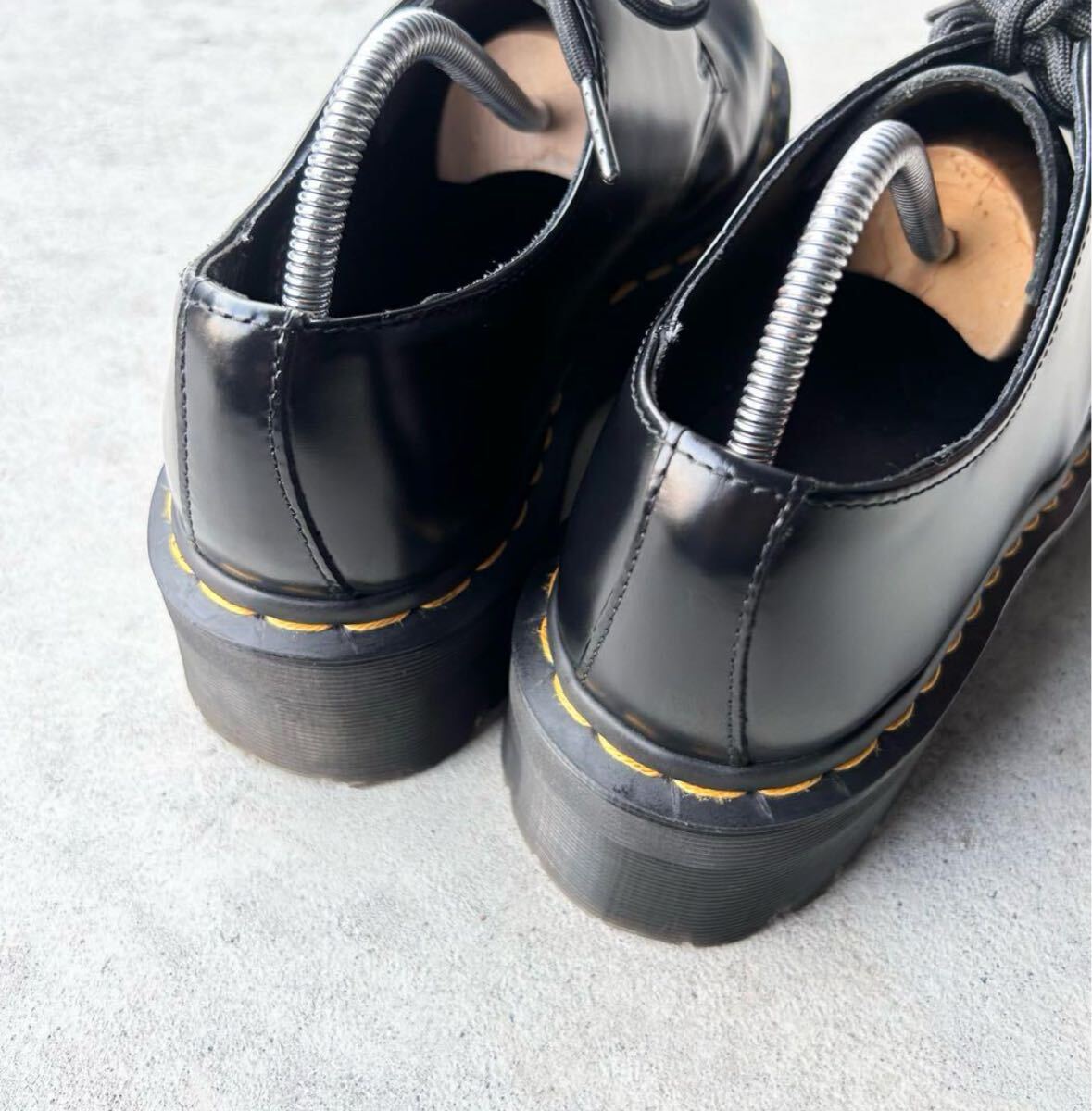 美品 Dr. Martens ドクターマーチン 1461 QUAD 3ホール 厚底 美品 Dr. Martens ドクターマーチン 1461 QUAD 3ホール 厚底