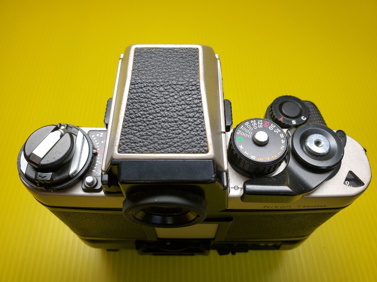 上YA198 Nikon F3/T HP / MD-4 8203565 ニコン 一眼レフカメラ 上YA198 Nikon F3/T HP / MD-4 8203565 ニコン 一眼レフカメラ
