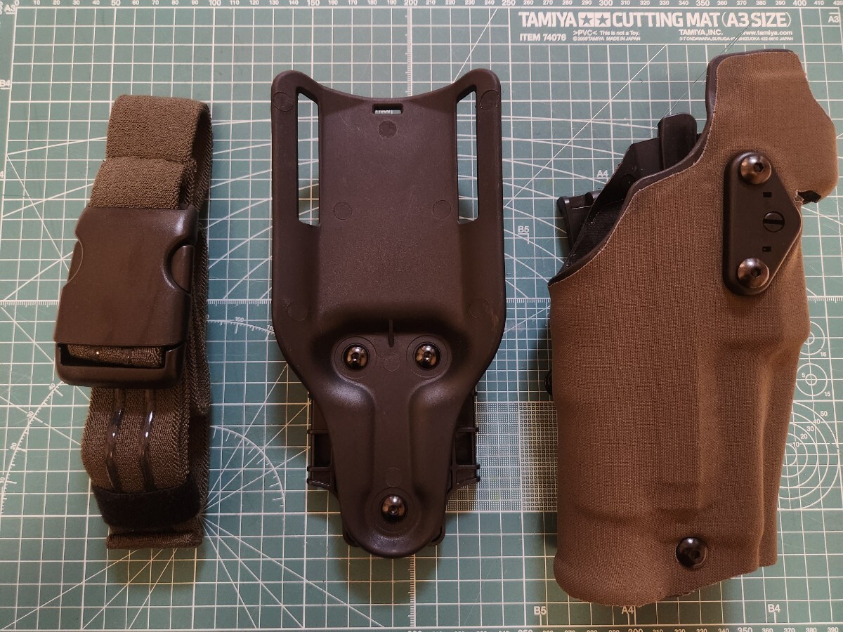 新品 正規品!!  6354 DO G17/22 X300 サファリランド タイプ 右用 ホルスター その他