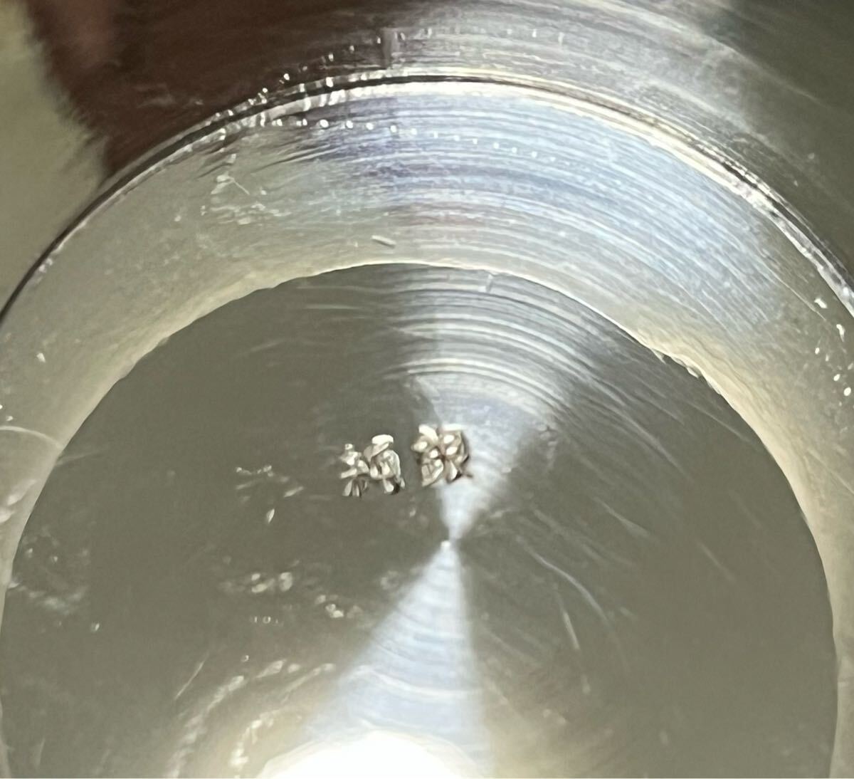 ☆未使用 純銀盃 寿 直径10.5㎝【重量80.5g】 刻印 木箱 記念品 ☆未使用 純銀盃 寿 直径10.5㎝【重量80.5g】 刻印 木箱 記念品