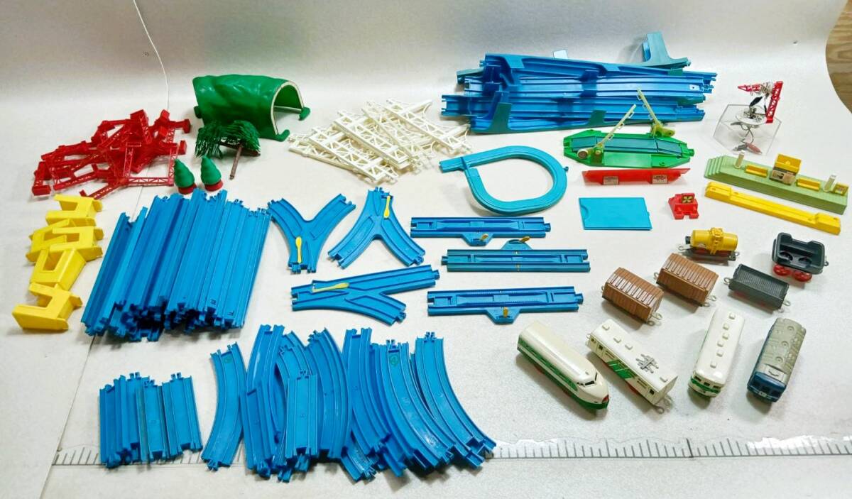 希少 当時物 TOMY トミー 旧プラレール 大量 まとめ 車両 路線 希少 当時物 TOMY トミー 旧プラレール 大量 まとめ 車両 路線