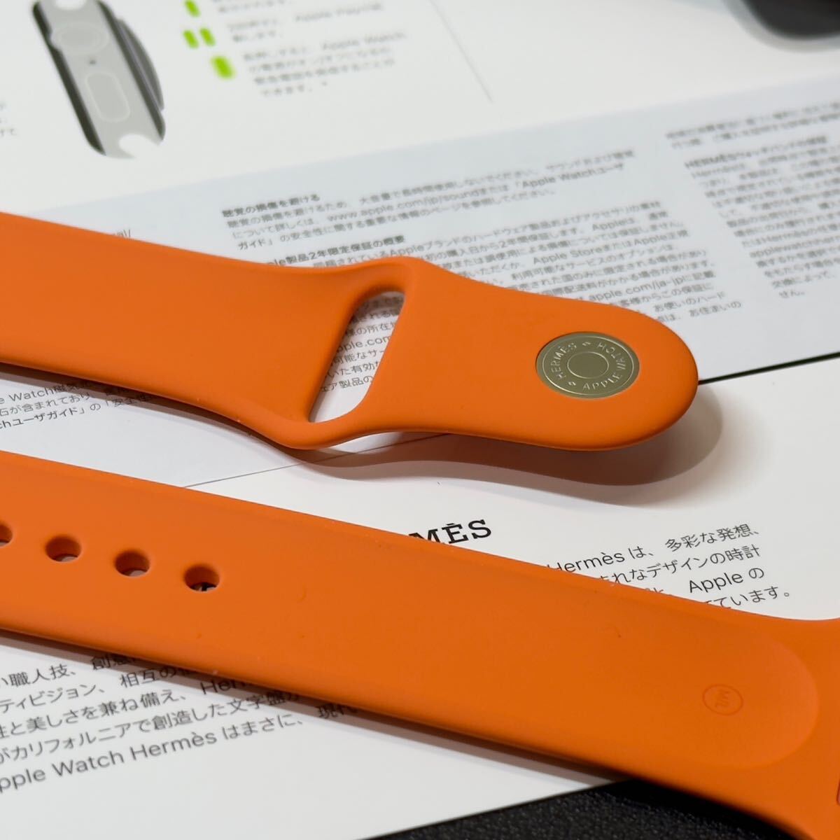 即決 美品 Apple Watch HERMES 限定 オレンジ スポーツバンド 即決 美品 Apple Watch HERMES 限定 オレンジ スポーツバンド
