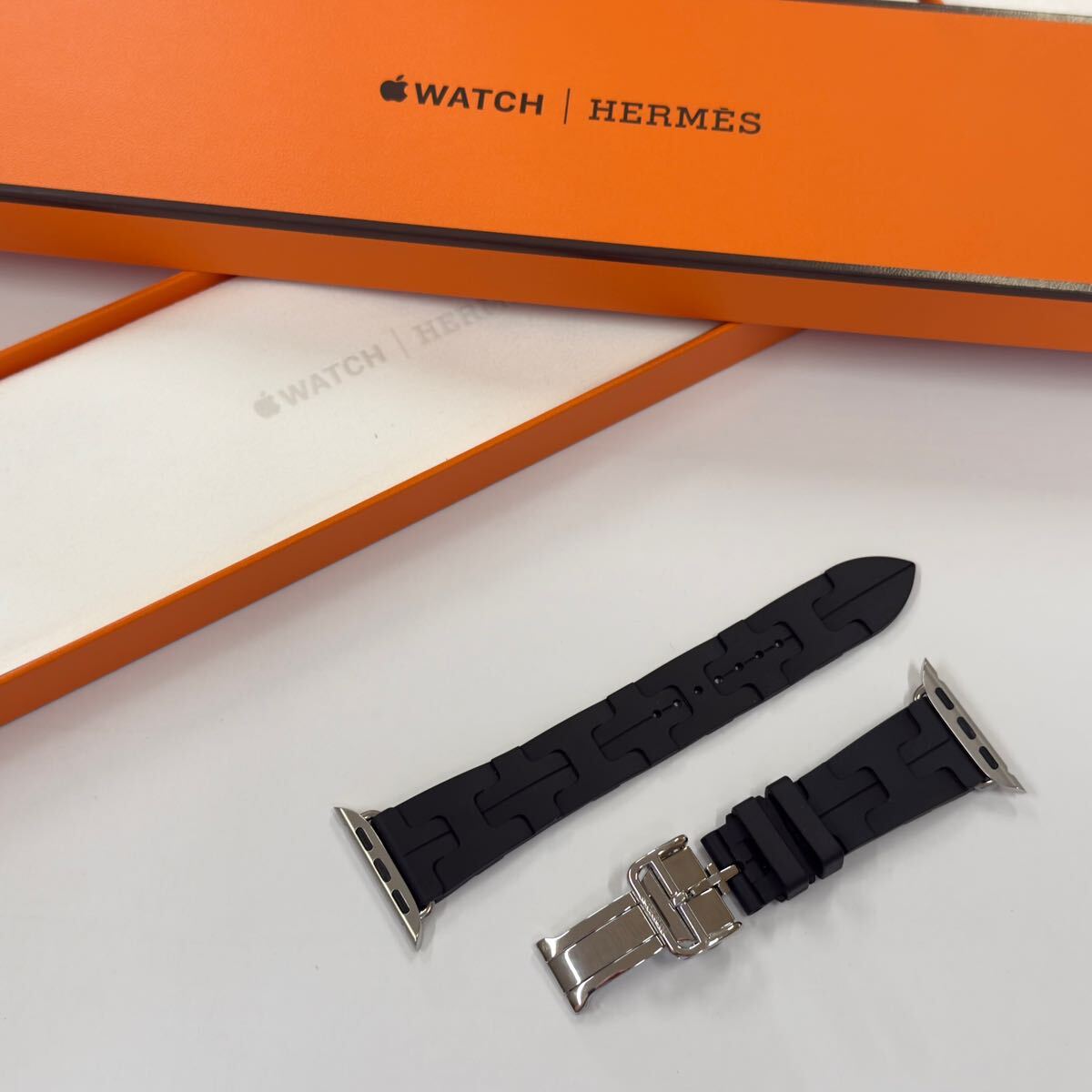 即決 美品 キリム Apple Watch Hermes 42mm 40mm 41mm ブラック 即決 美品 キリム Apple Watch Hermes 42mm 40mm 41mm ブラック