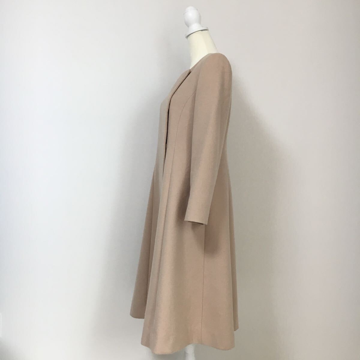 近年美品 定価38万円 FOXEY フォクシー カシミヤ100% コート 近年美品 定価38万円 FOXEY フォクシー カシミヤ100% コート