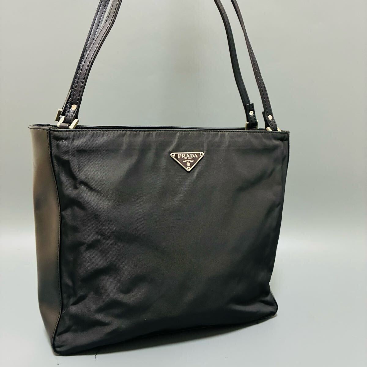 1円 PRADA プラダ テスートナイロン トライアングルロゴ 1円 PRADA プラダ テスートナイロン トライアングルロゴ
