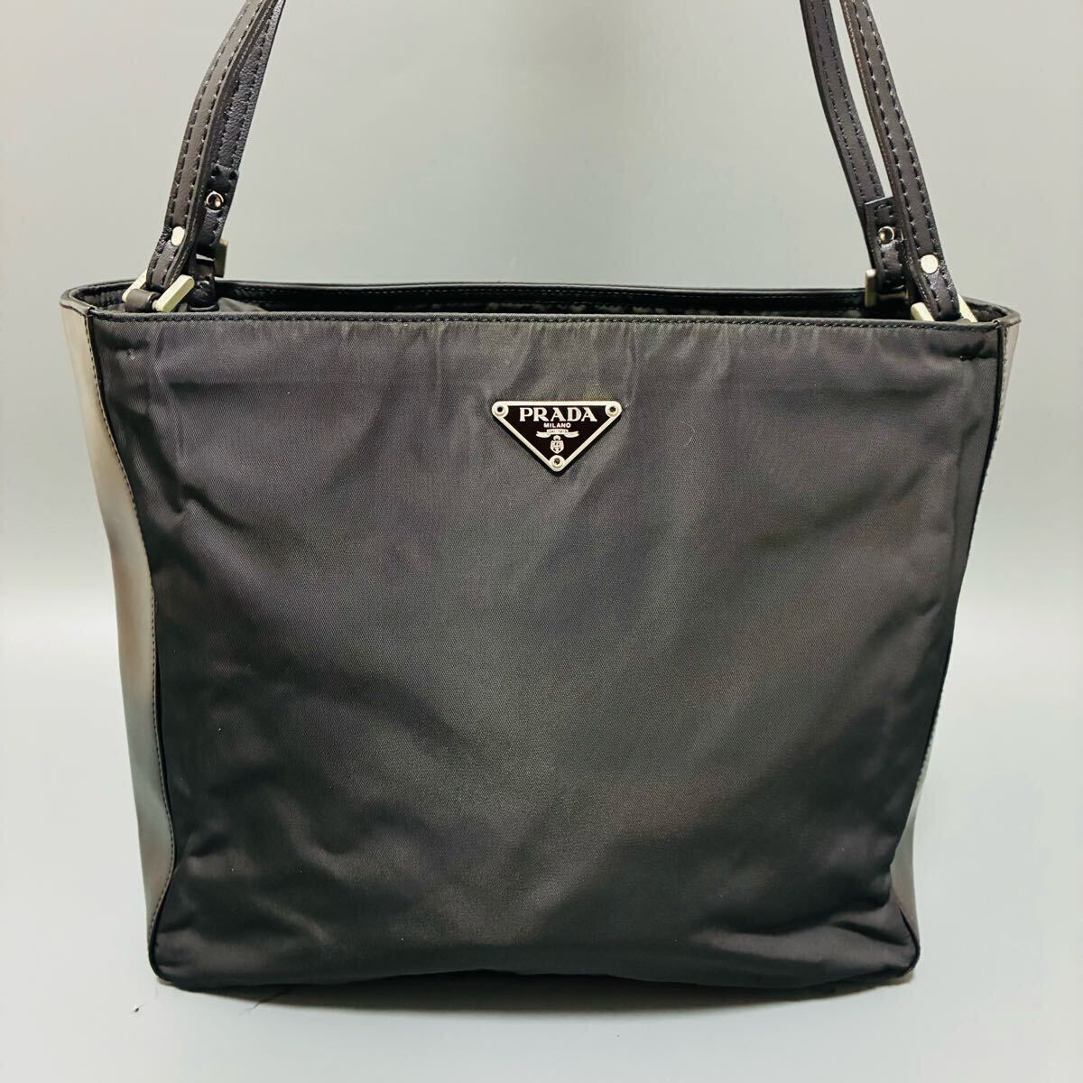 1円 PRADA プラダ テスートナイロン トライアングルロゴ 1円 PRADA プラダ テスートナイロン トライアングルロゴ